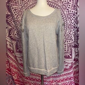 Olsonboye Gray Rhinestone Long Sleeve Sweater Women’s Size Medium